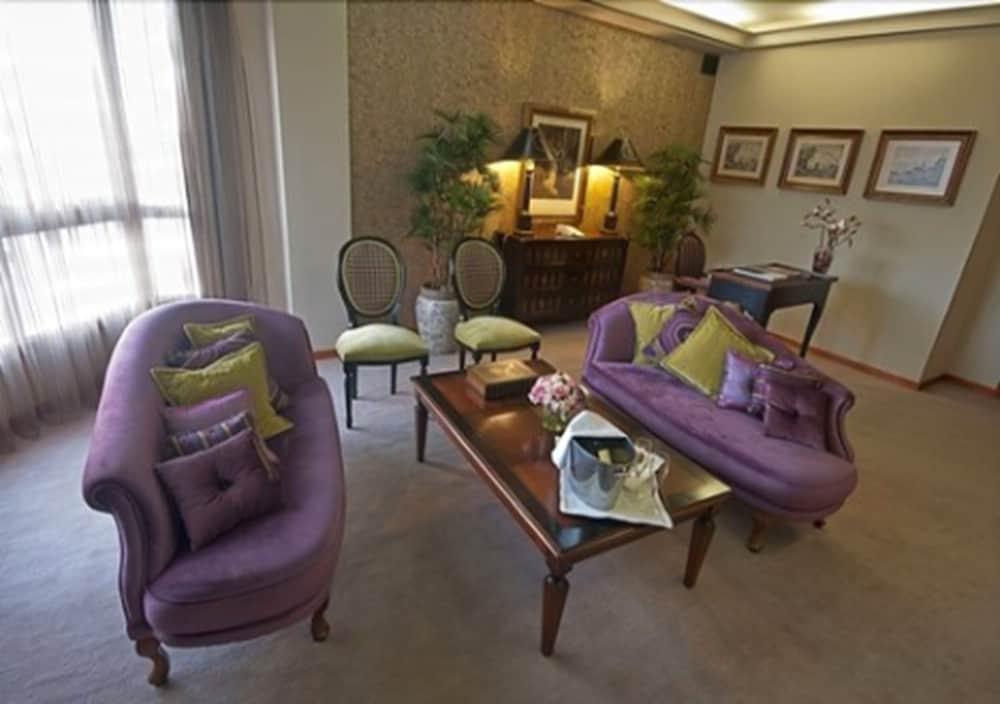 Hotel Ciudad De วิโก ภายนอก รูปภาพ