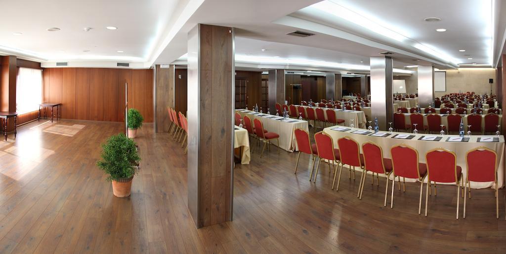 Hotel Ciudad De วิโก ภายนอก รูปภาพ